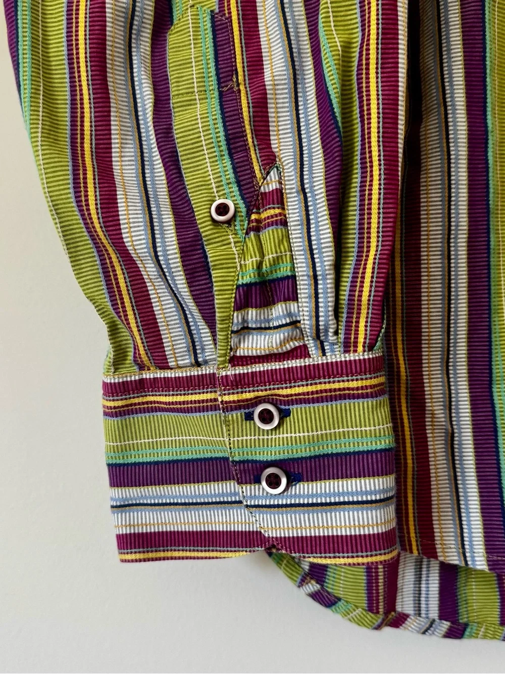 Robert Graham Stripe Embroidered Flip Cuff Button Down Shirt, Multicolor – XL